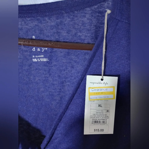 A New Day knotted shirt, multiple sizes and colors please specify - Picture 2 of 6